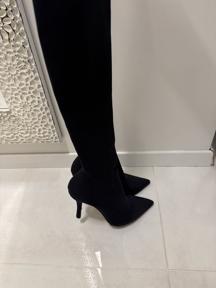 Ластични чизми Zara