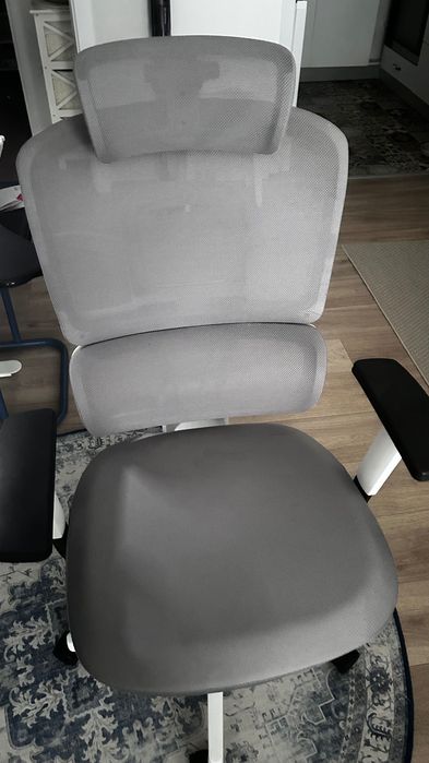 Работен стол Ergo white