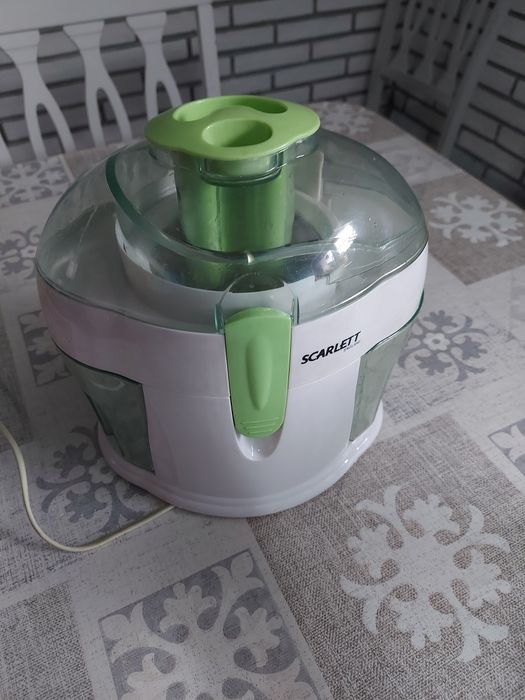 Продам соковыжималку,блендер.