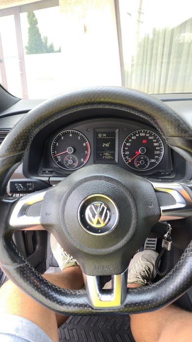 Vw scirocco 1.4 tsi 122cp.