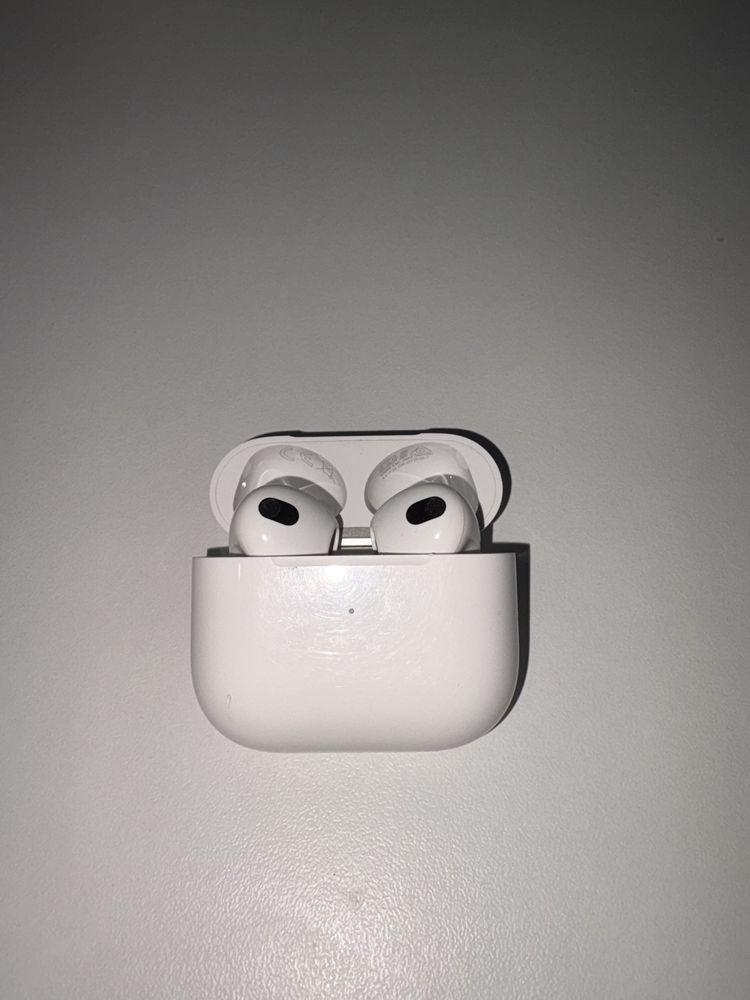 Airpods generatia 3 original