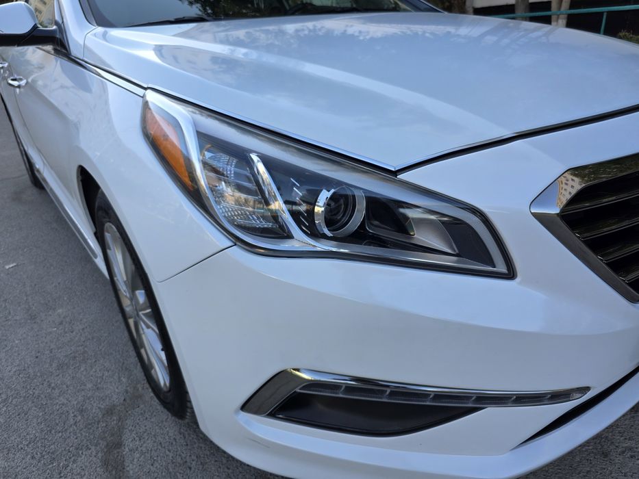 Фары на Hyundai Sonata LF