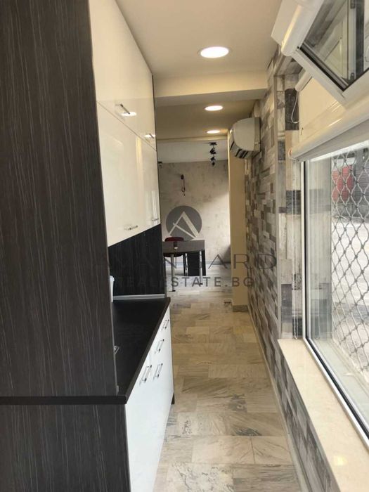 Продава се Офис в Пловдив, Център - 38 кв.м за 1510 €/кв.м - Снимка #9