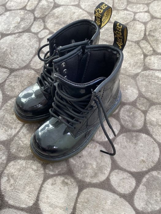 Оригинални обувки 26 номер