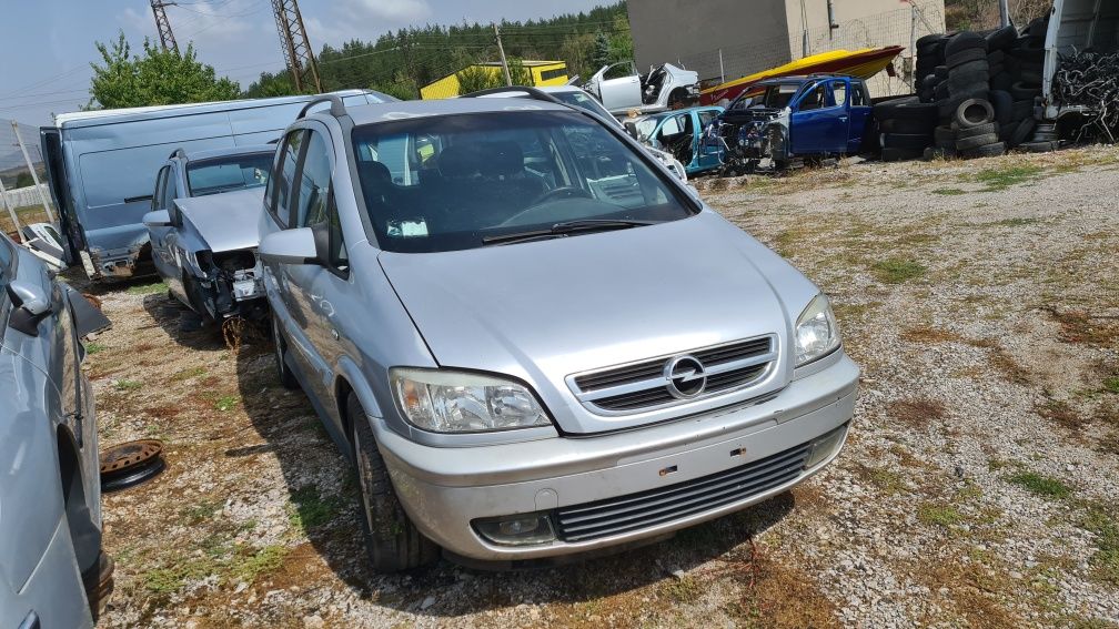 Opel Zafira 1.6 на части