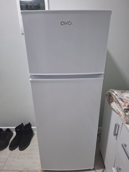 Холодильник AVA TFDF-220MW