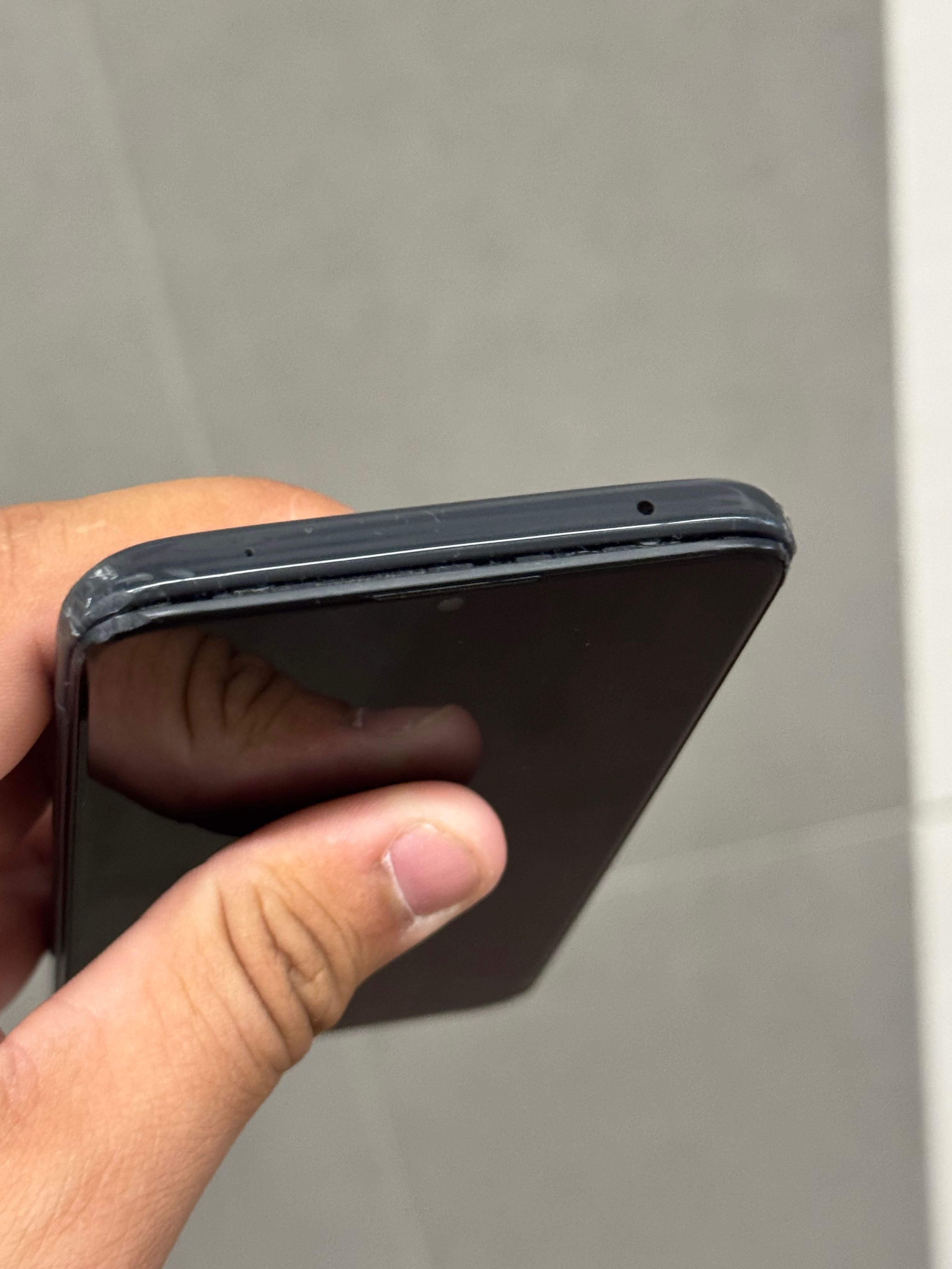 Телефон Xiaomi Redmi 8 64GB 4ram