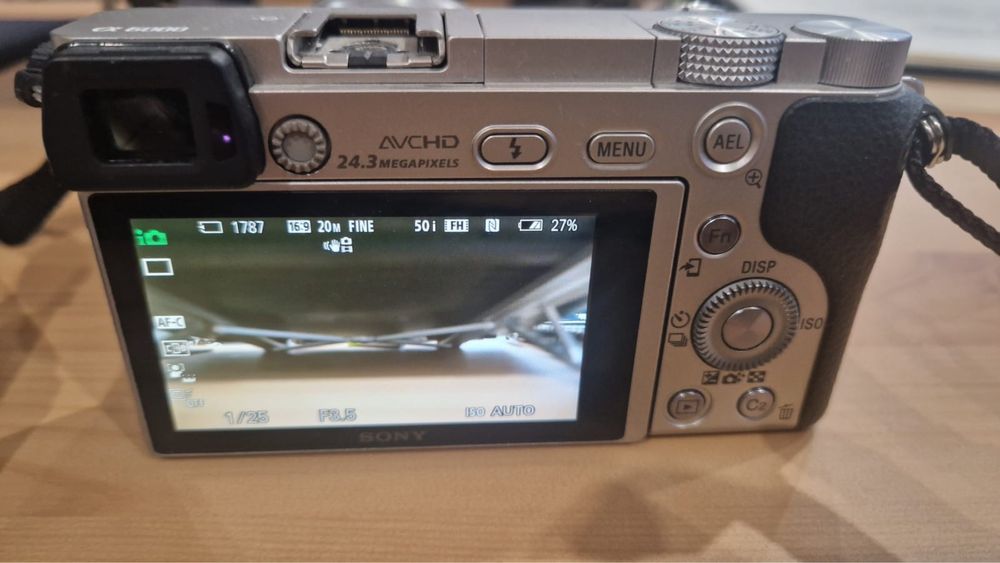 Sony a6000 в отлином состояний