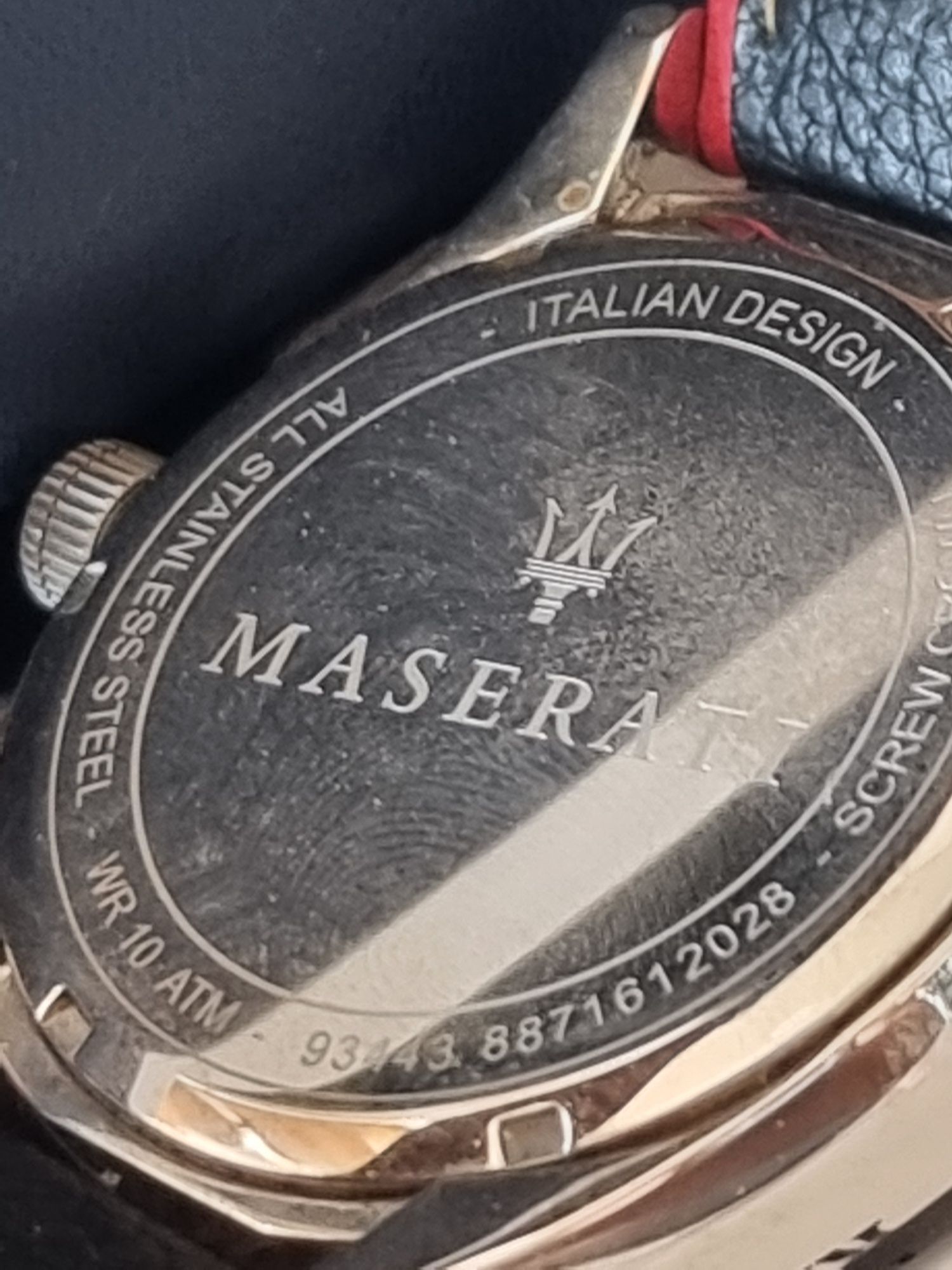Maserati часовник