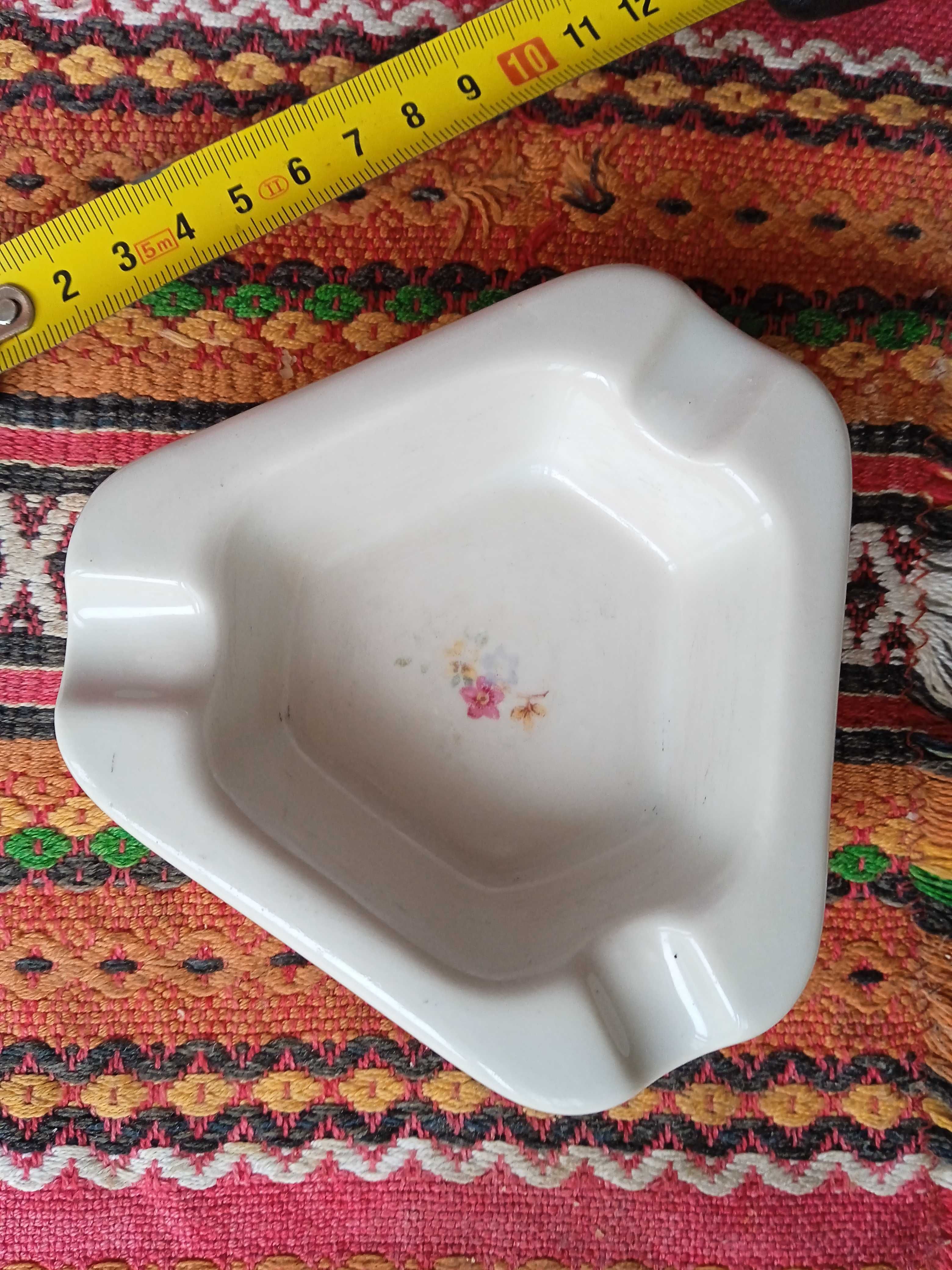 Пепельник Рибка от цветно стъкло 20,5*12,5 см, винтидж