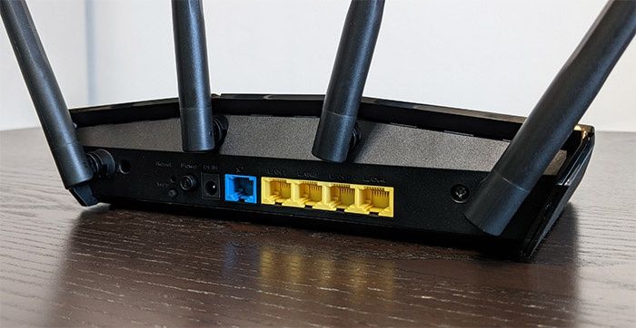 Продается мощный игровой роутер ASUS RT-AX55