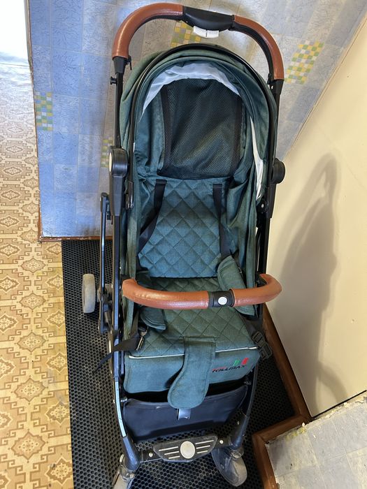 Продам коляску прогулочную