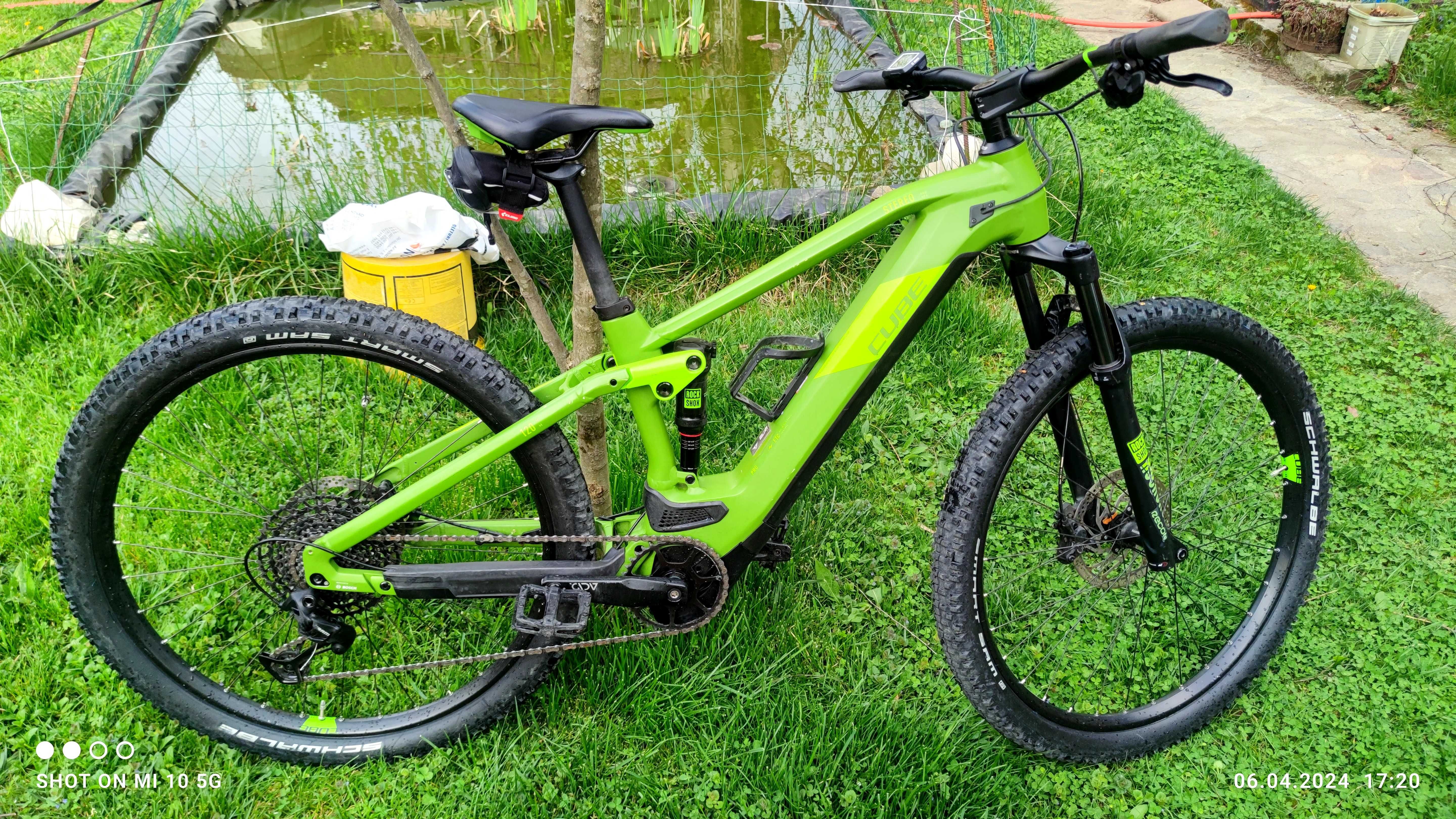 Bicicleta electrica CUBE full-suspension