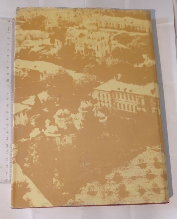 Vând/Schimb patru cărți.