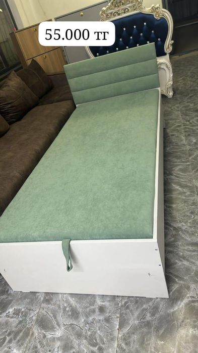 Мебель кровать, обувница и т.д