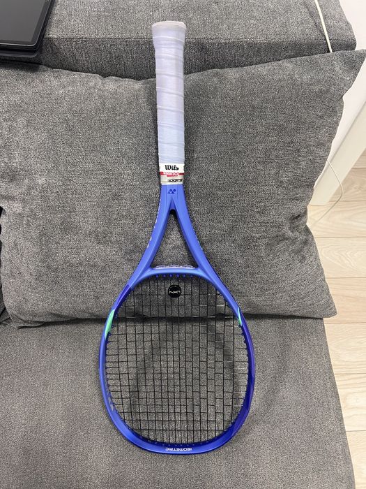 Racheta YONEX EZONE 100 300g L4