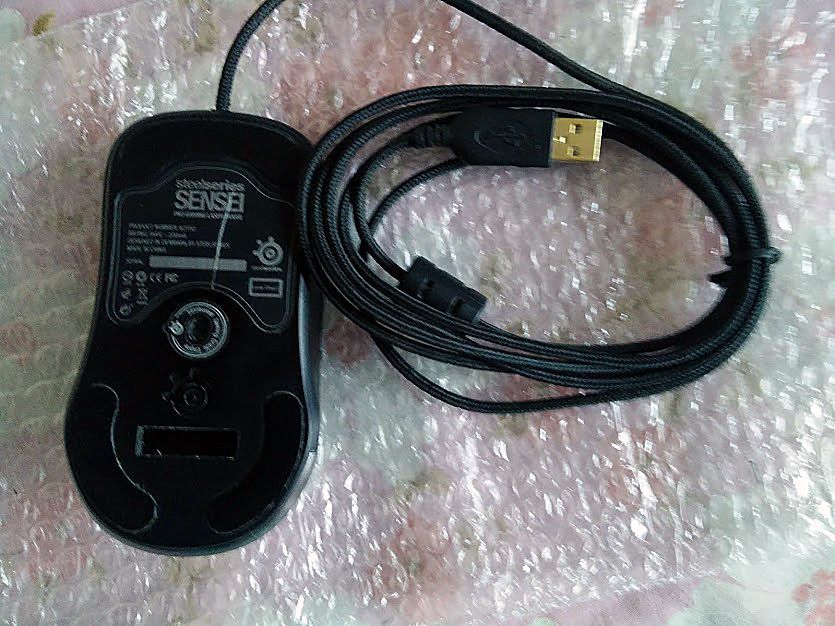 Mouse Gaming SteelSeries Sensei model 62150