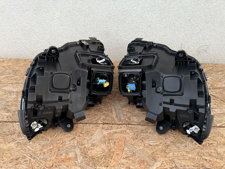 SET Far stanga dreapta Mercedes C Class W205 Full LED ILS Originale