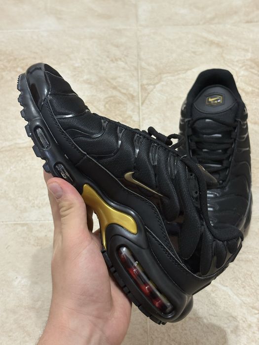 Nike air max tn 40 negru/gold