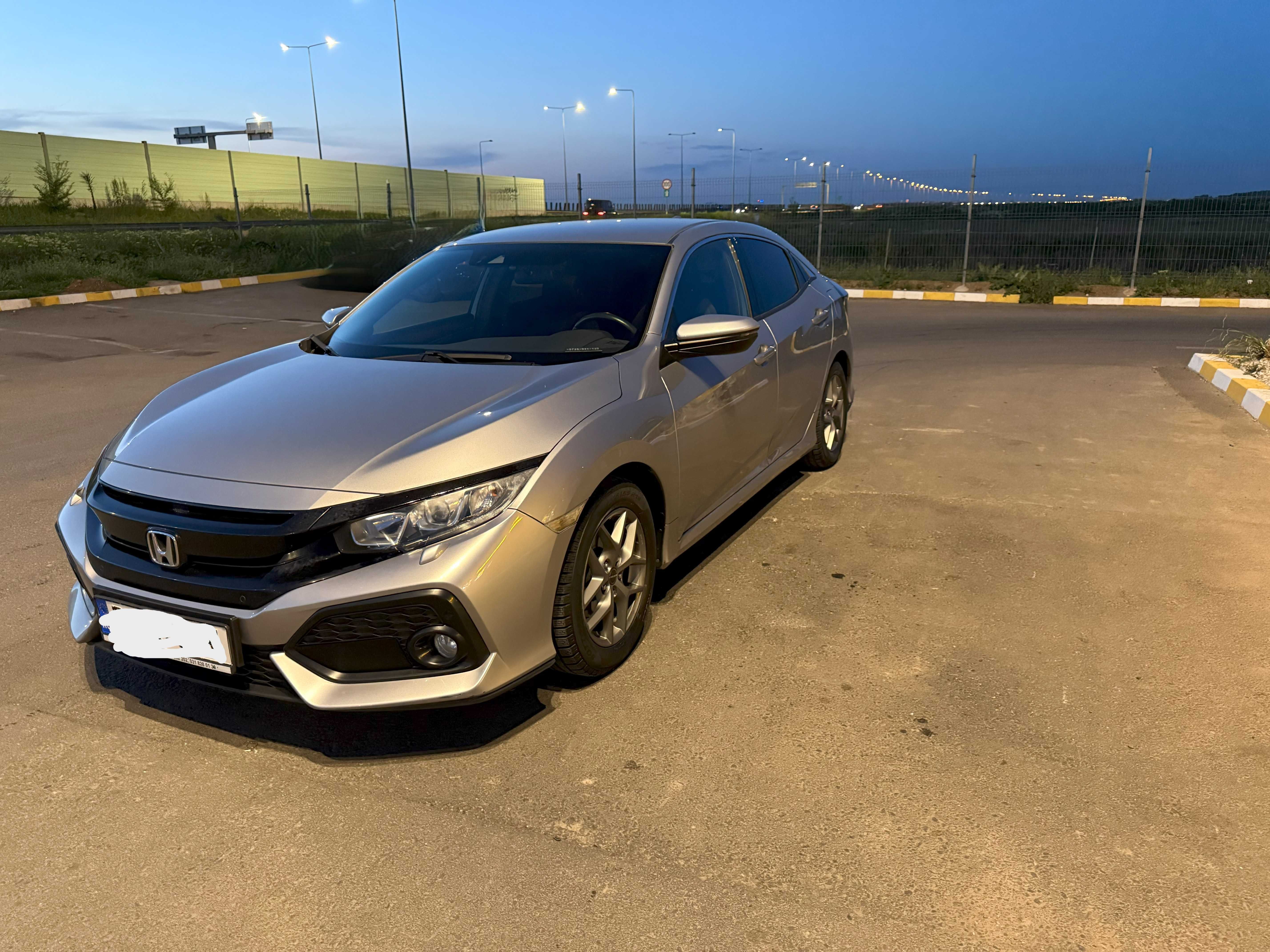 Honda Civic X 1.0 VTEC Turbo NAVI