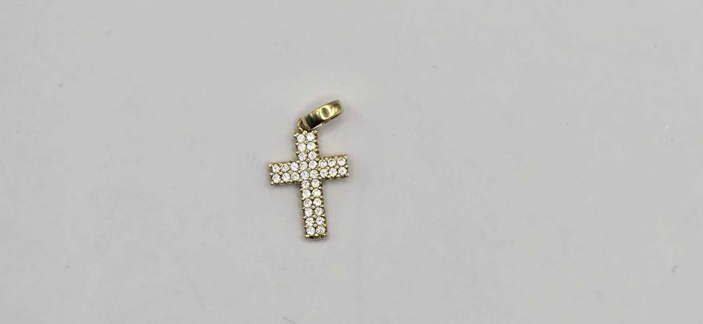 Pandantiv Cruce Aur 14k cu Zirconiu Pave - 0.94g - Stare Excelentă