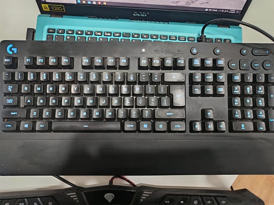 Logitech G213 prodigy si Genesis RX66 tastatura gaming