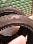 Продавам две летни гуми 225/45R17