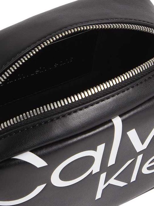 Оригинална чанта CALVIN KLEIN JEANS