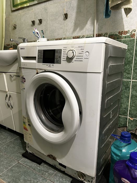 Продам стиральную машину