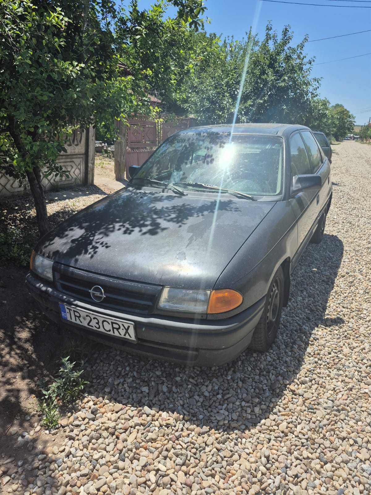Vand opel din 1994 masina nu este pentru pretentiosi