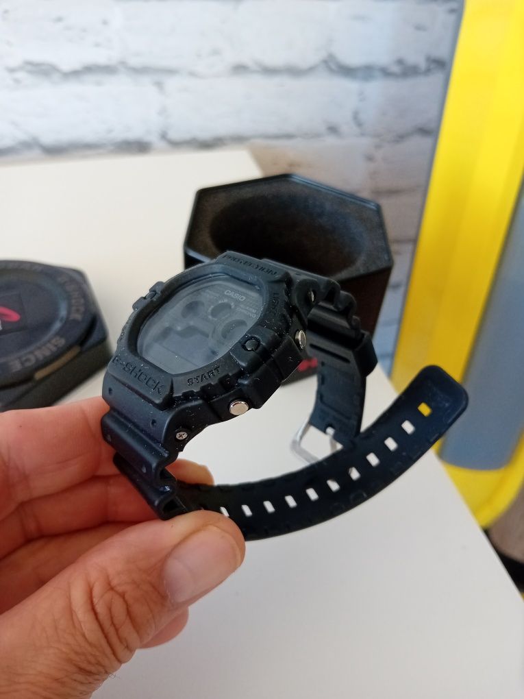 Часовник Casio G-shock