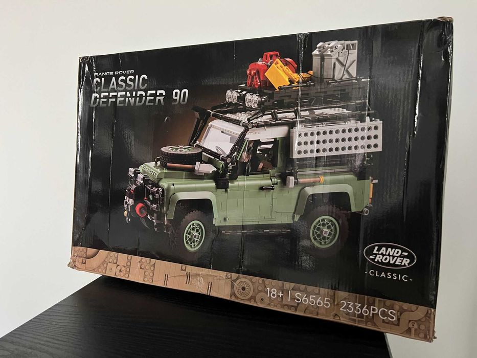 Land Rover Classic Defender 90 - Tip Lego Technic
