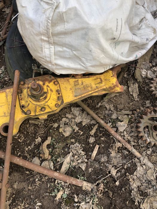 Piesa pentru buldoexcavator Masey ferguson