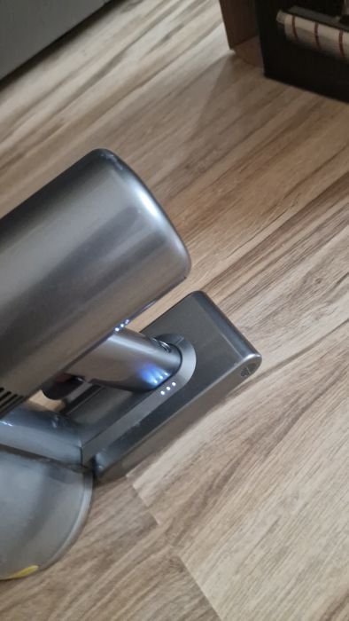 Aspirator vertical Dreame V11 VVN6, 450W