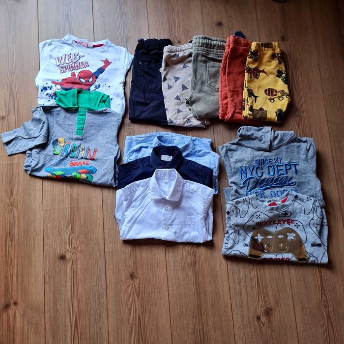 Lot 12 haine baieti + geaca 3 ani marime 98 in stare foarte buna