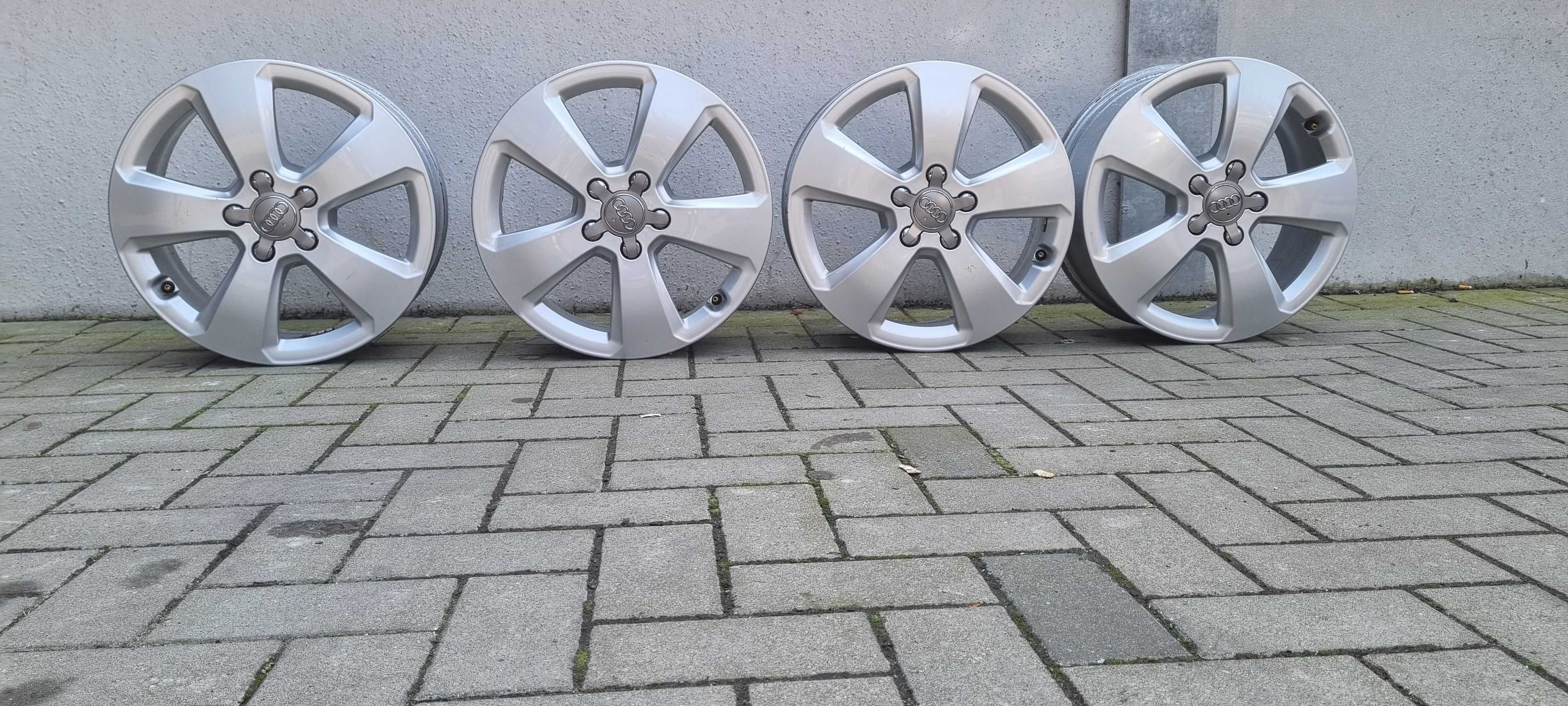 Оригинални лети джанти от Audi A3 5х112, 6J x 17H2 ET48 57.1