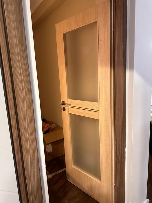 Vand uși porta door
