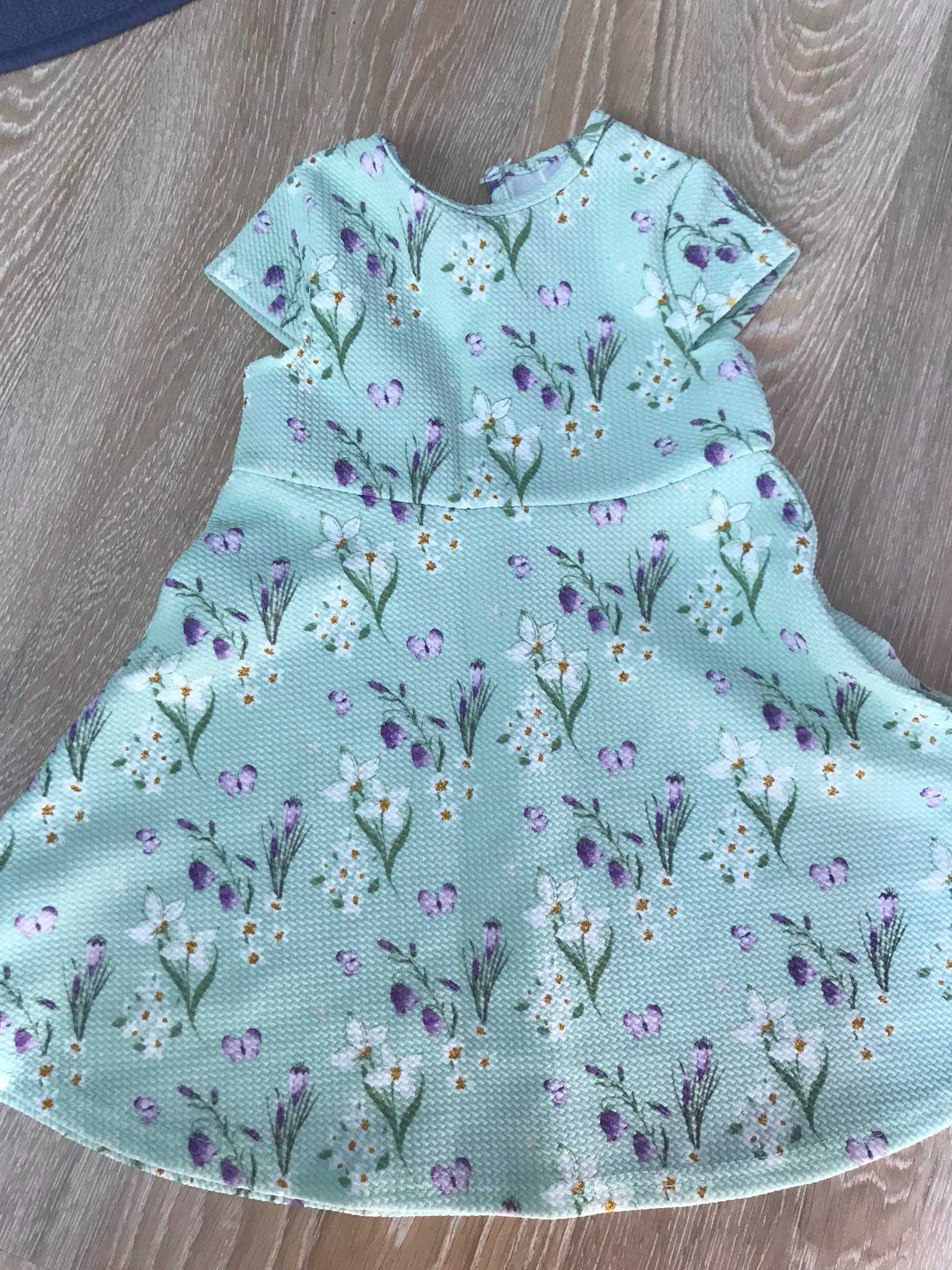 Прекрасни Бебешки рокли