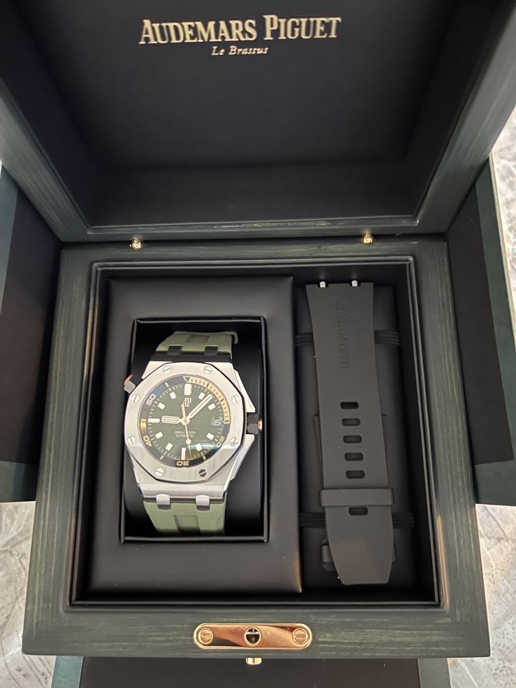 Часовник Audemars Piguet Royal Oak Offshore Diver Green Dial