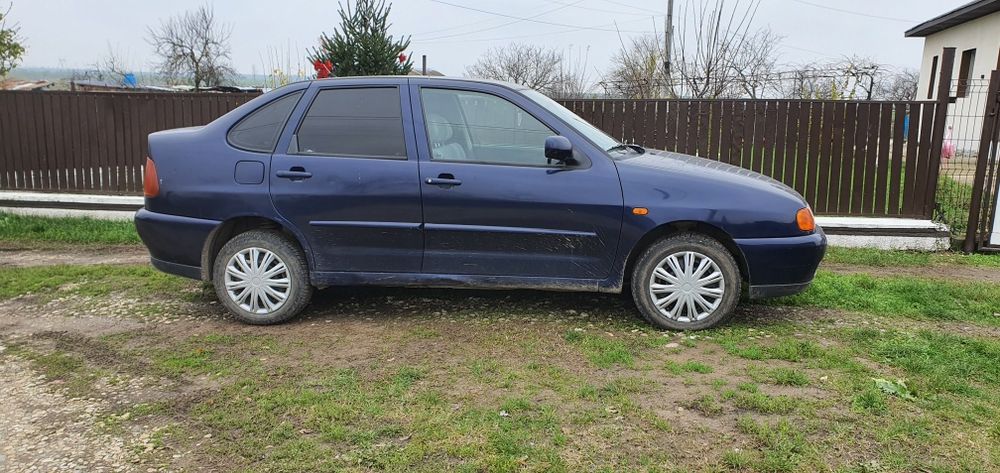 Volkswagen Polo Classic 1.4 benzină