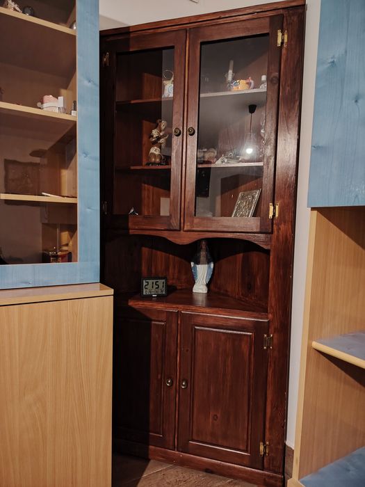 Dulap de colț, din lemn