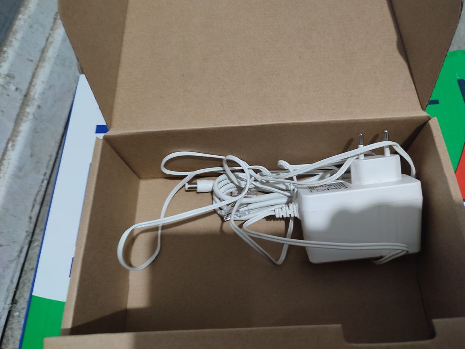 Router ups connect box