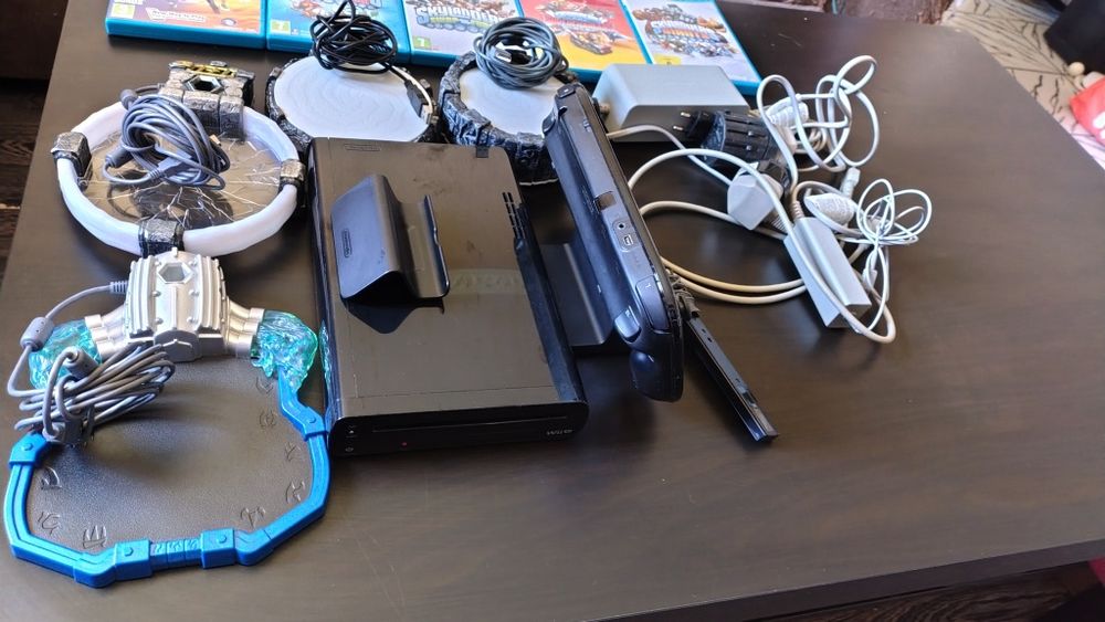 Consolă Jocuri WiiU + Skylanders