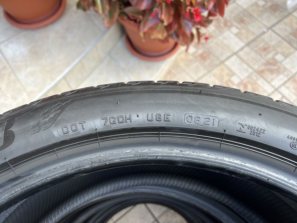 Гуми 255/40/20 Bridgestone Turanza