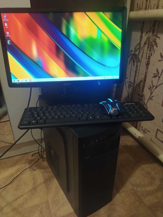 Продам компьютер для игр и работы в отличном состоянии.