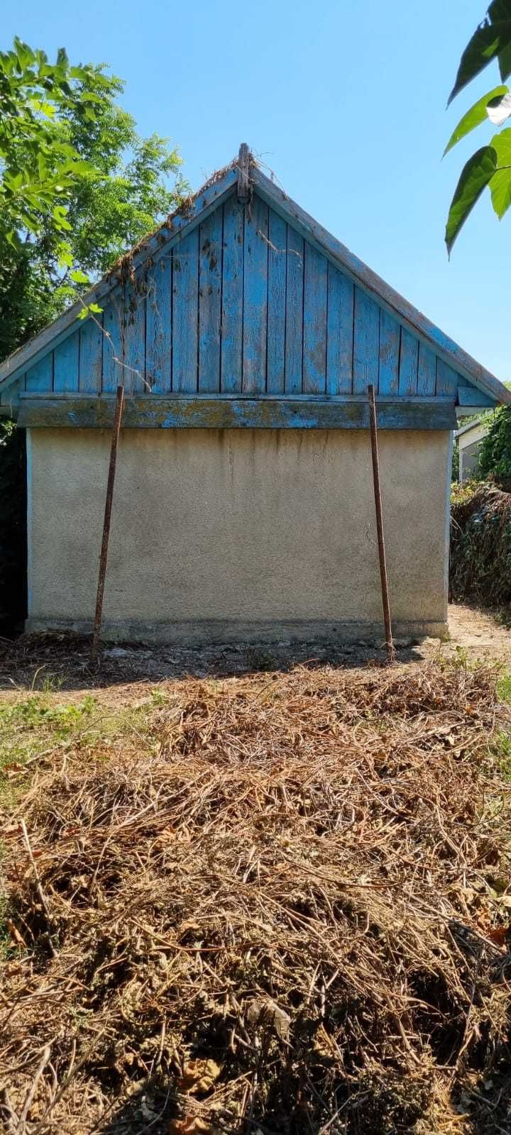 Intravilan 1000 mp cu casa + Arabil 2,5 ha in Delta Dunarii, Partizani