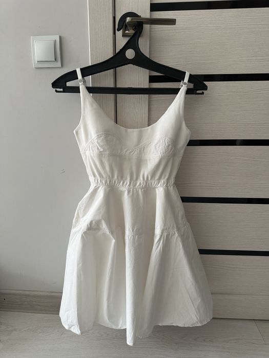 отдам вещи по дешевым ценам. в хорошем состоянии.