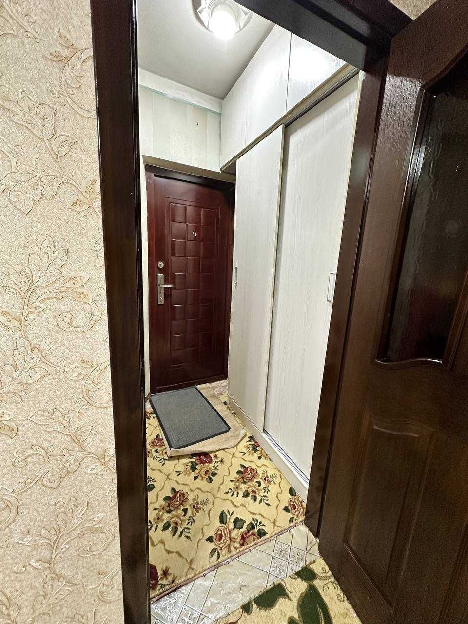 Срочно Квартира Сотилади 1 хона 2 хона килинган 41. м2