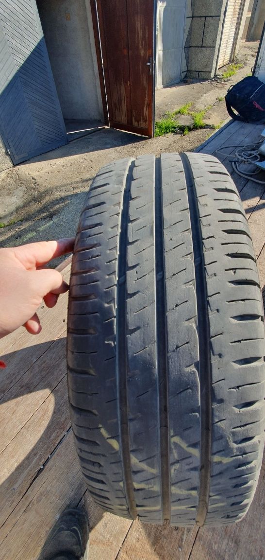 Летни Гуми за бус Hankook 215/65/16c