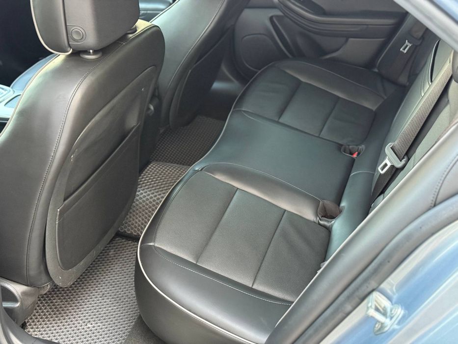 Chevrolet Malibu1 /3Full